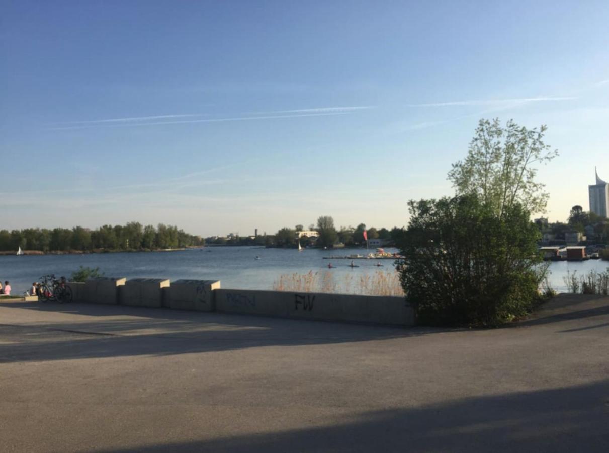 Trendy Danube Apartment - Close To Un Wien Exteriör bild